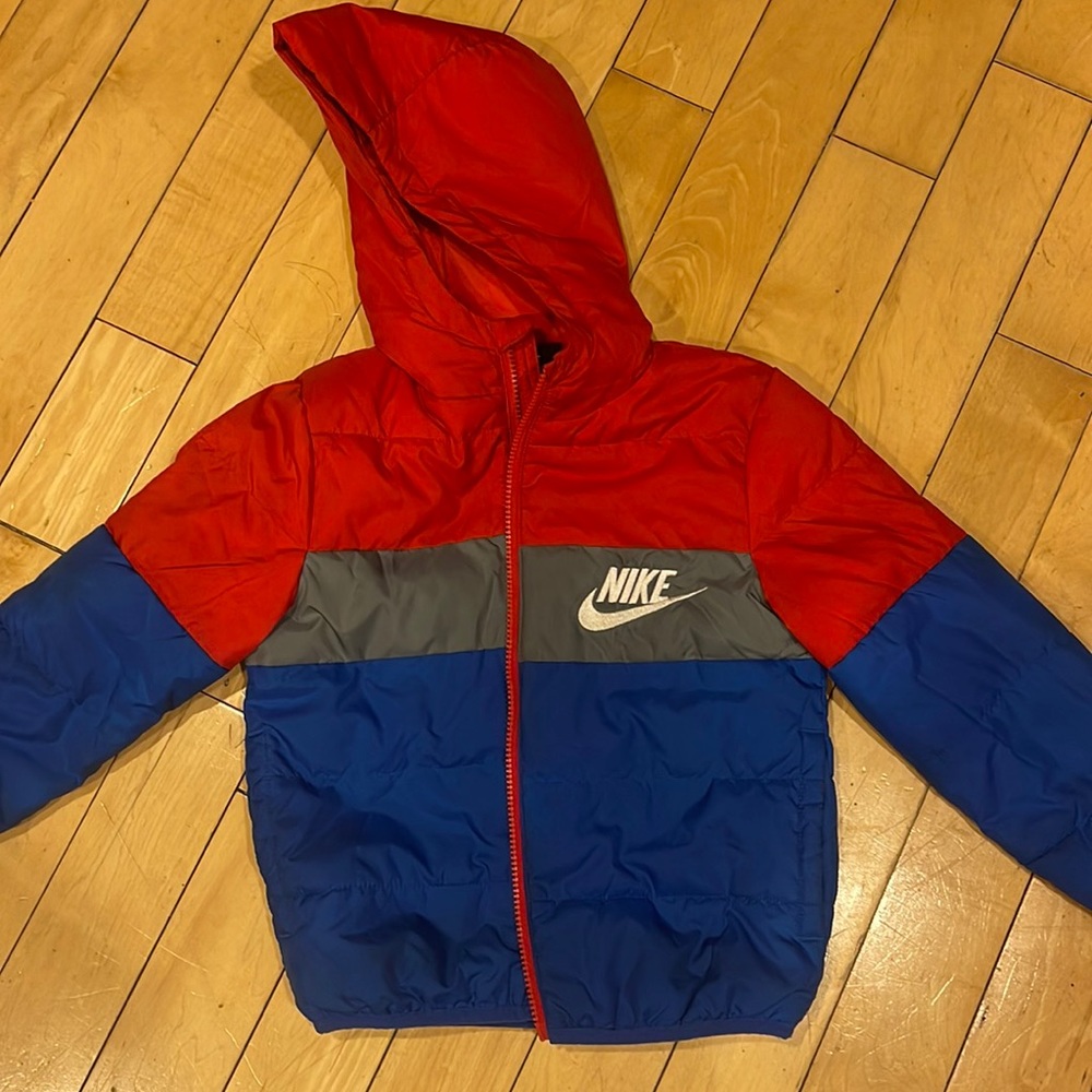 COPY - Boys Nike Jacket for sale! Lightweight fall/winter jacket